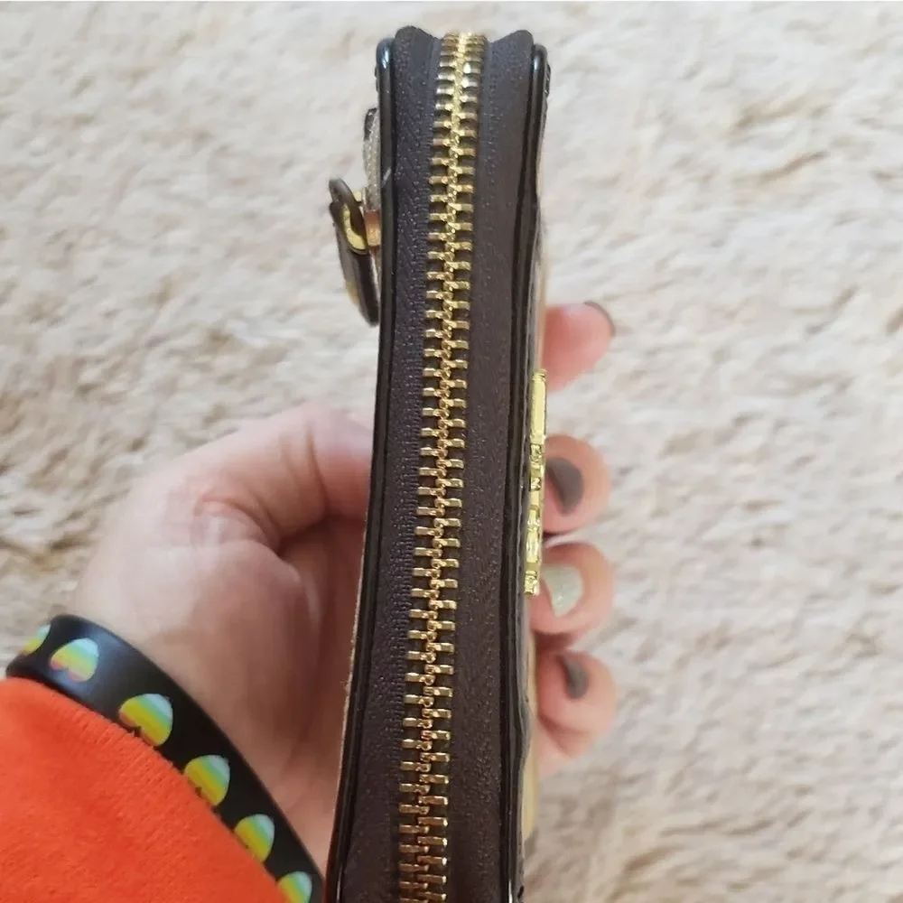 Coach Op Art Madison Lilac Leather Lined zip around small wallet